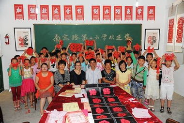 阜陽 校企合作創辦剪紙特色學校，非遺傳承與文化藝術交流并進